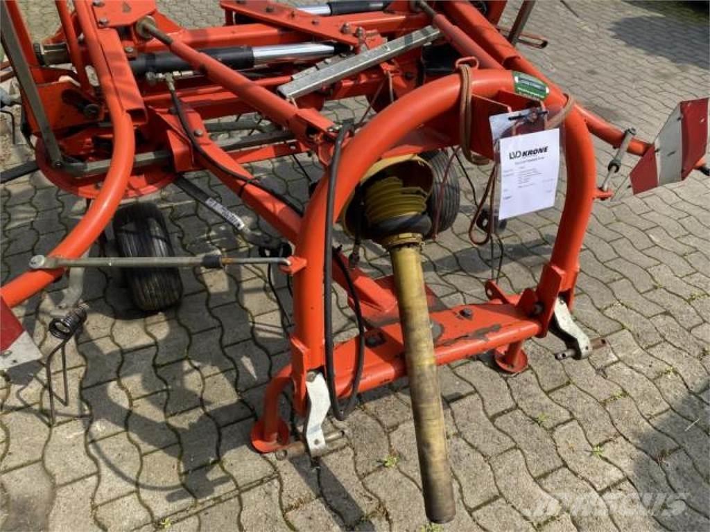 Fella TH 800 Okretači i sakupljači sijena