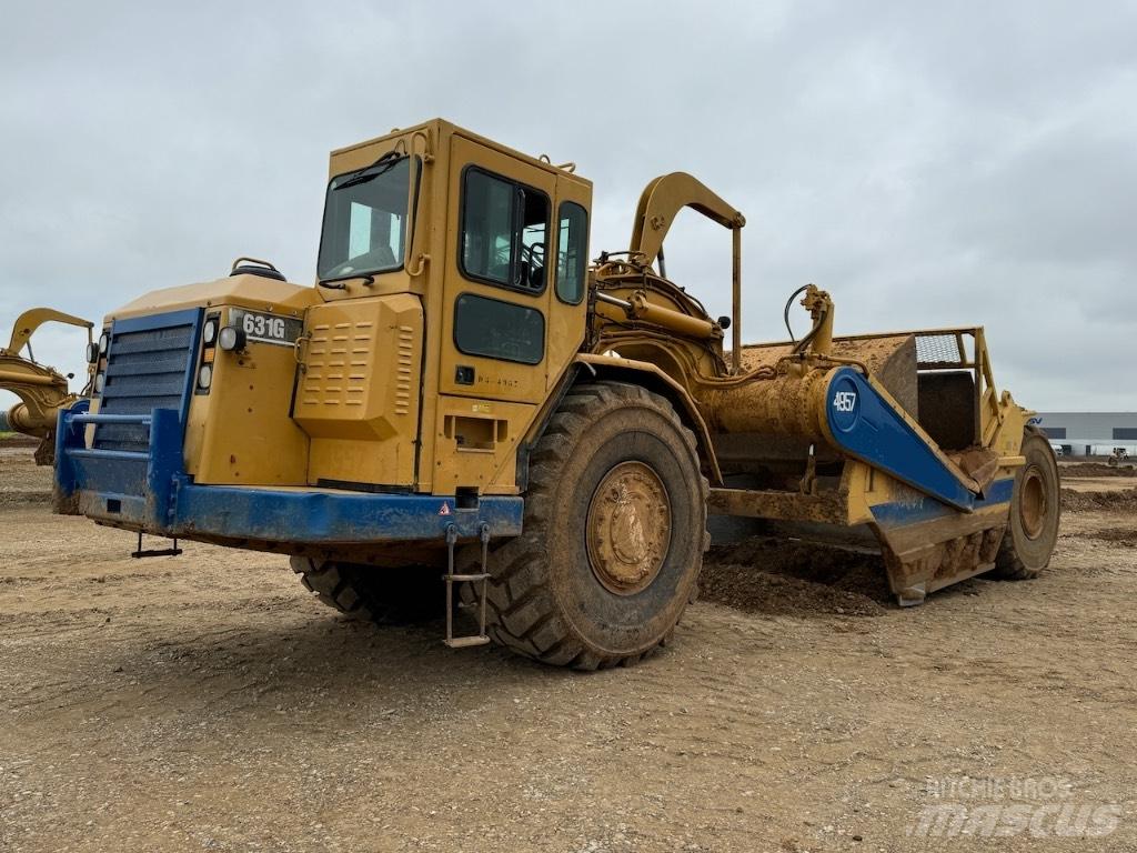 CAT 631 G Strugači