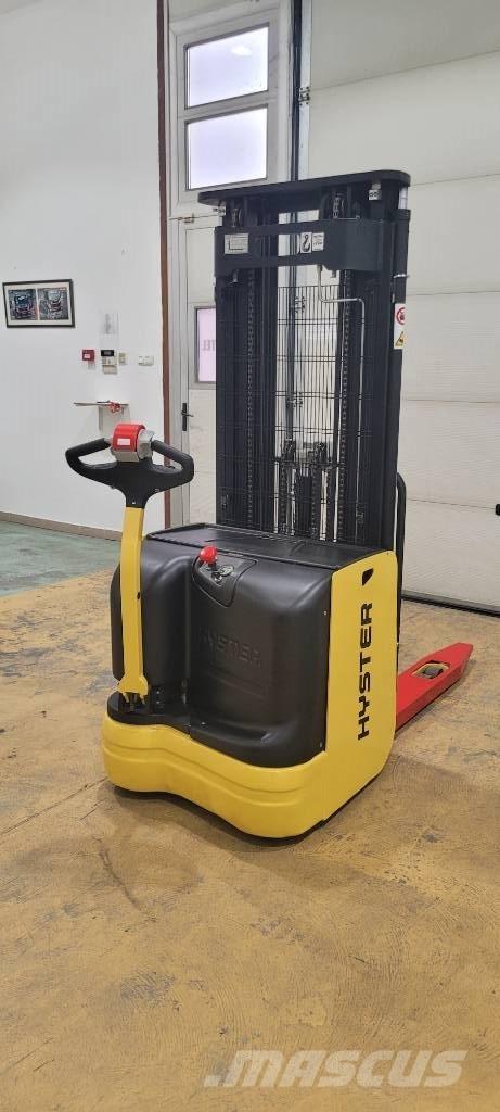 Hyster S 1.4 AC Samopogonski ručni viličari