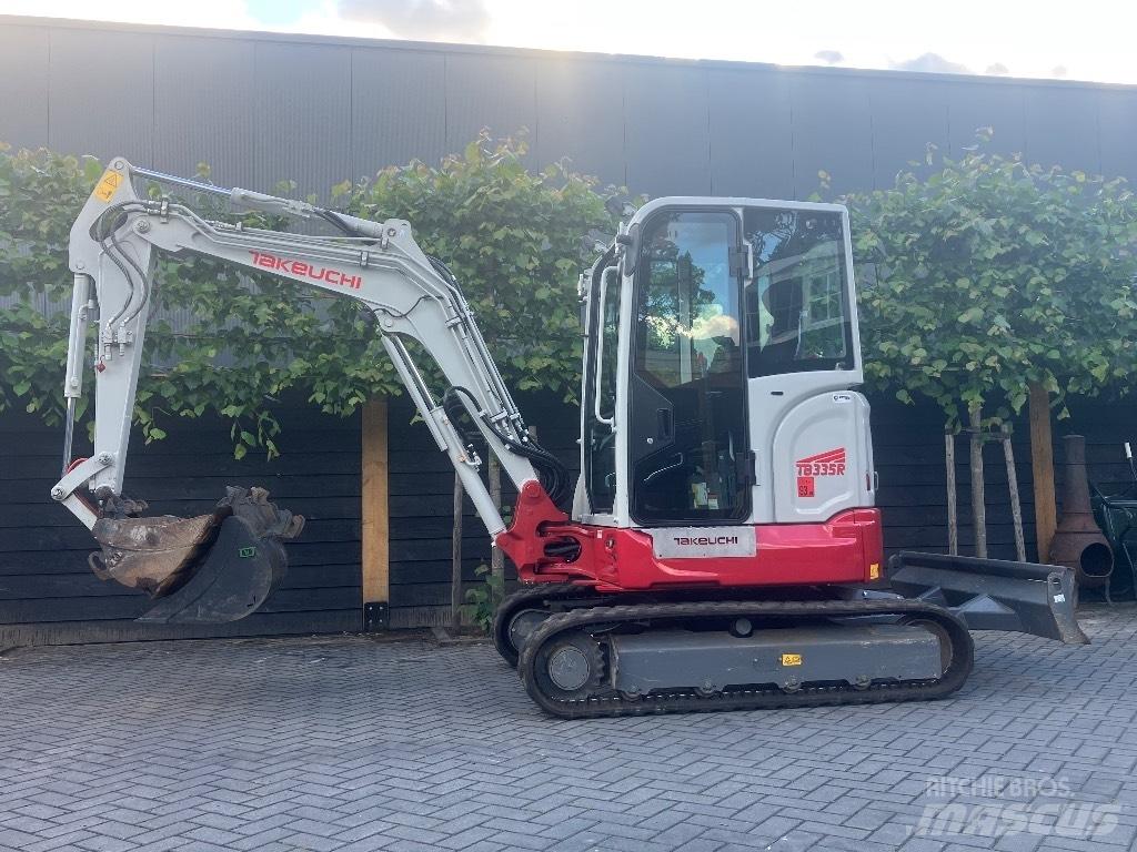 Takeuchi TB 335 R Mini bageri <7t