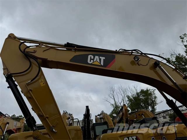 CAT 320 D2L Bageri gusjeničari