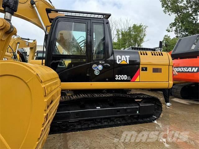 CAT 320 D2L Bageri gusjeničari