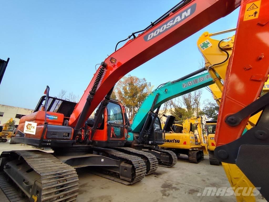 Doosan DX 225 LC Bageri gusjeničari