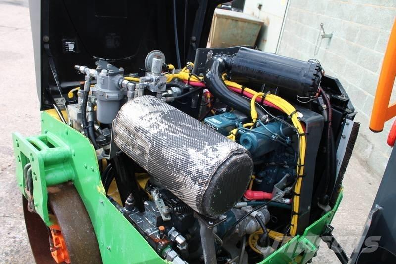Bomag BW 120 AD-5 Valjci sa dvojnim bubnjem
