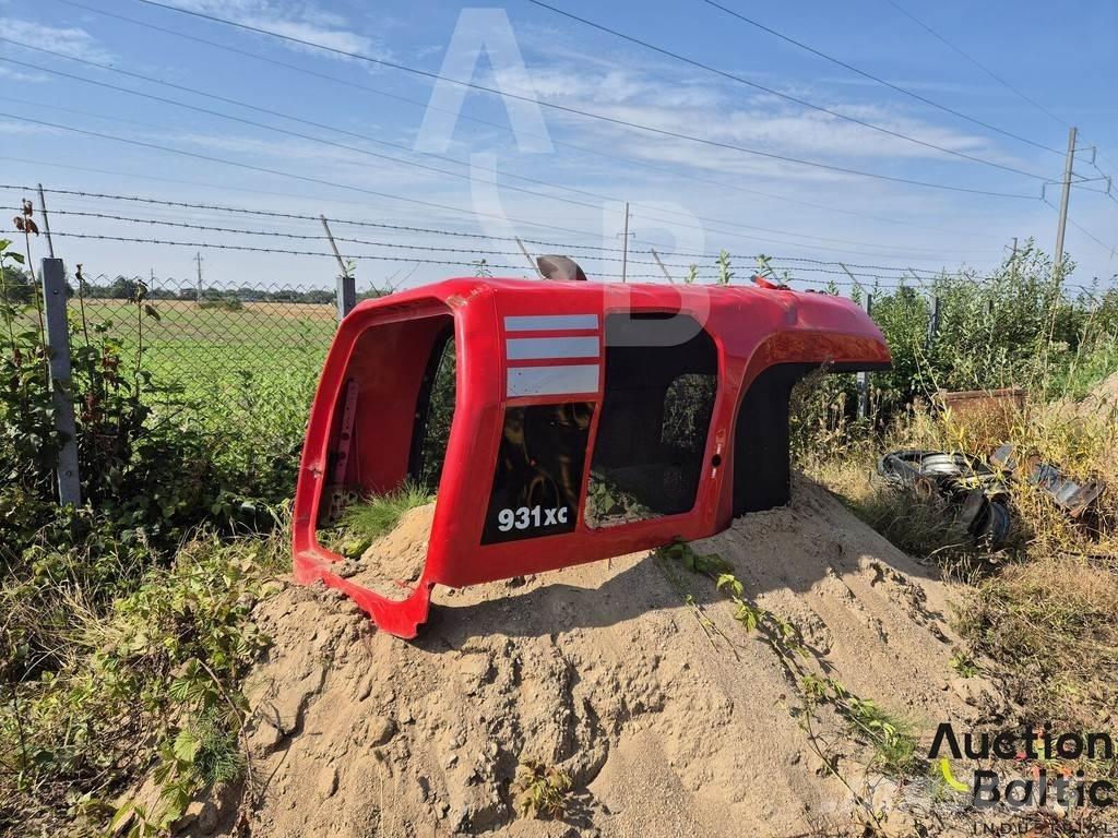 Komatsu 931XC Transport – ostalo