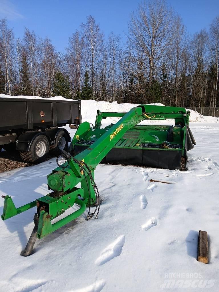 John Deere 735 Uređaji za kosilice