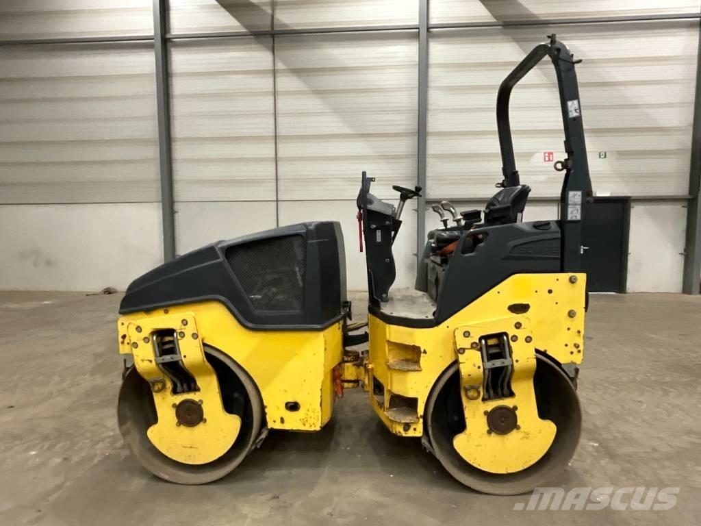 Bomag BW 135 AD-5 Valjci sa dvojnim bubnjem
