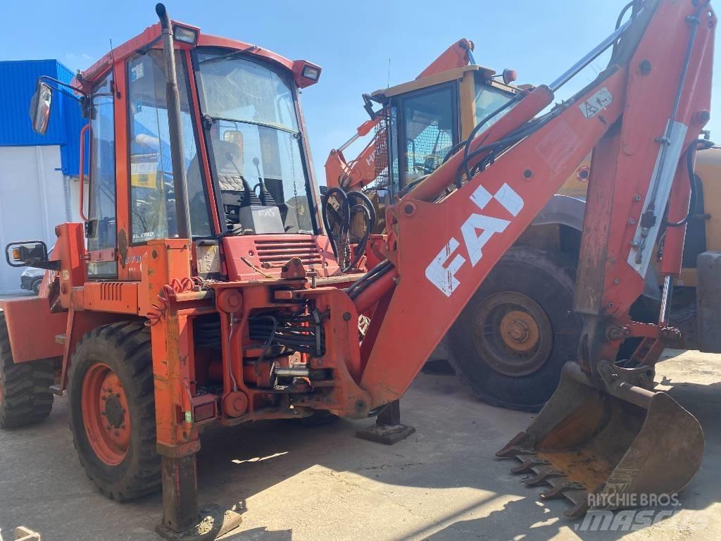 Fai KOMATSU 698 Utovarni rovokopači