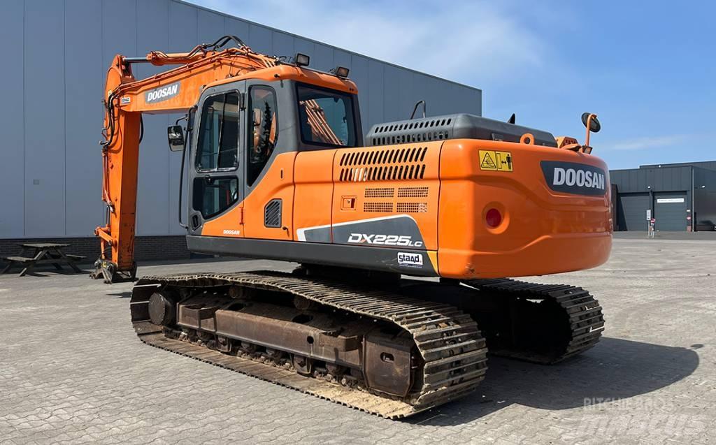 Doosan DX 225 LC-3 Bageri gusjeničari
