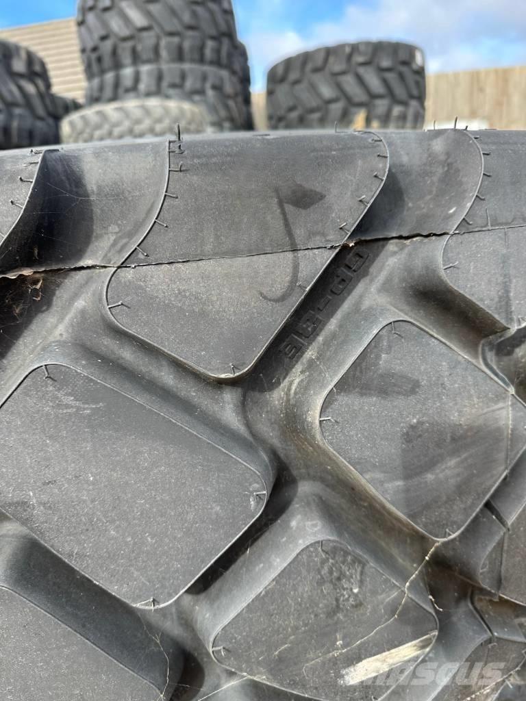 Goodyear 20.5R25 Gume, kotači i naplatci