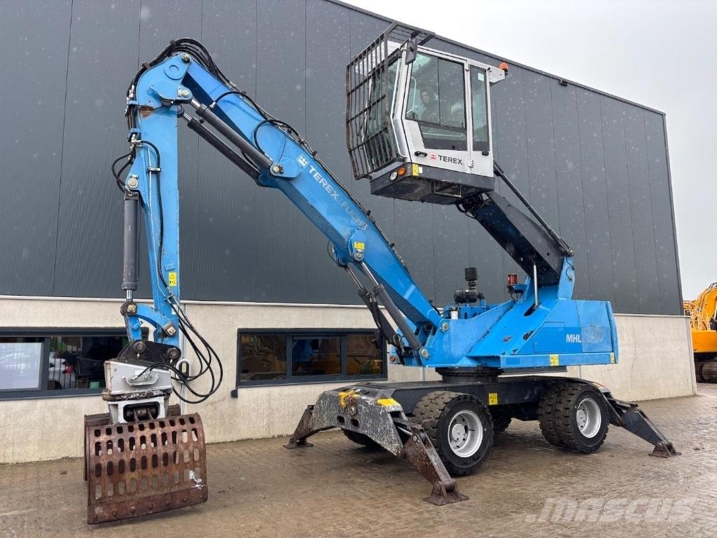 Fuchs MHL 320 D Bageri za manipuliranje materijalom / otpadom