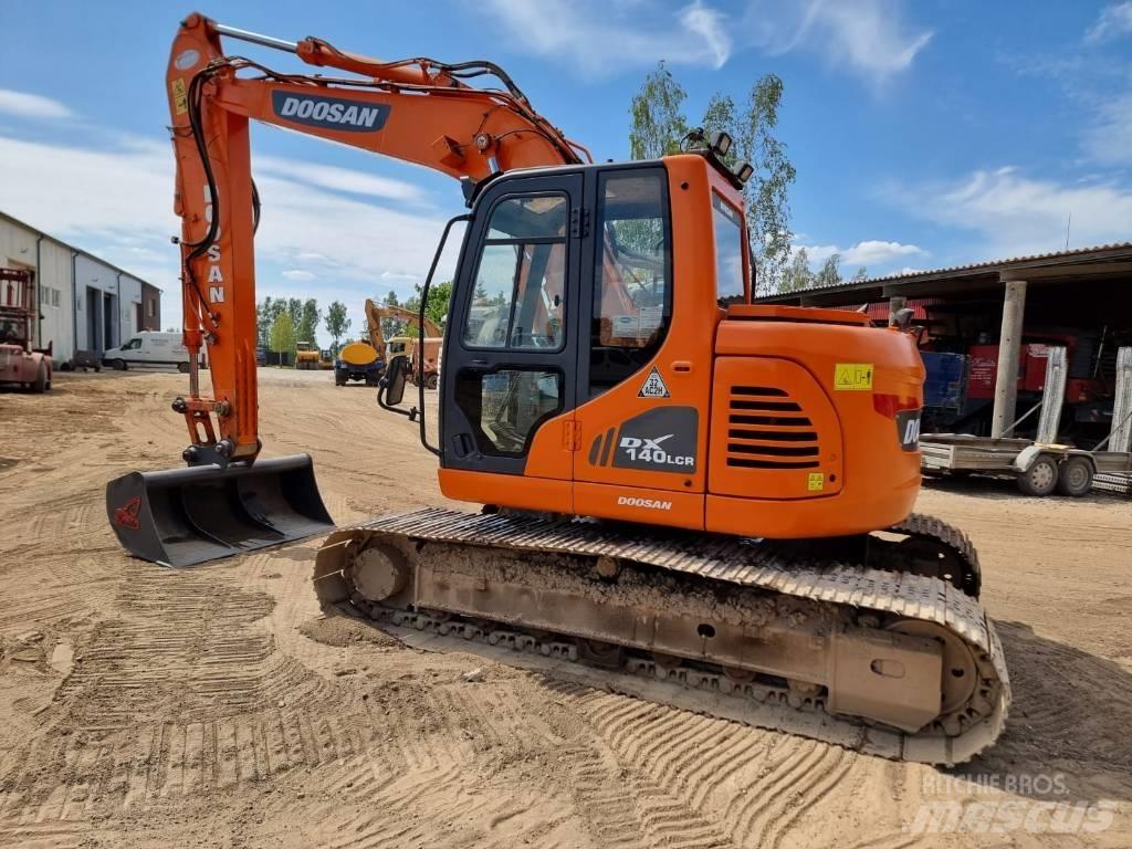 Doosan DX 140 LC-3 Bageri gusjeničari
