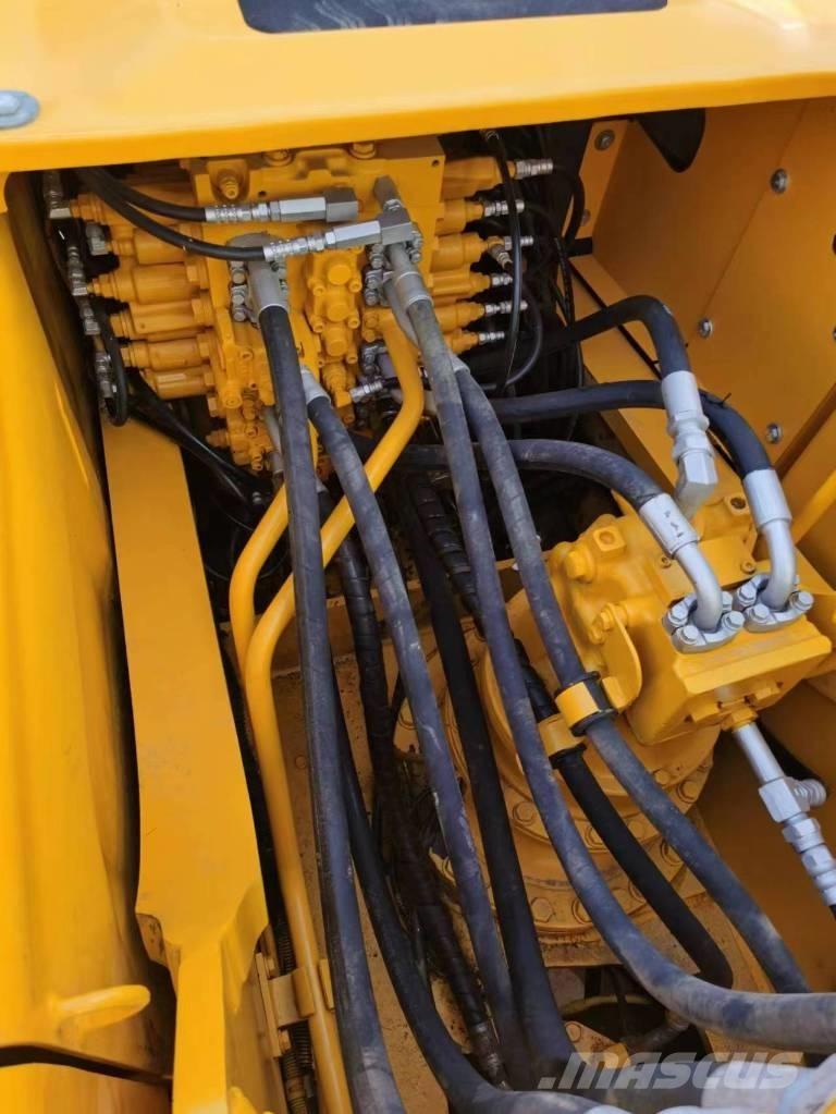 Komatsu PC 220-7 Bageri gusjeničari