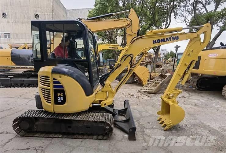 Komatsu PC35 Mini bageri <7t