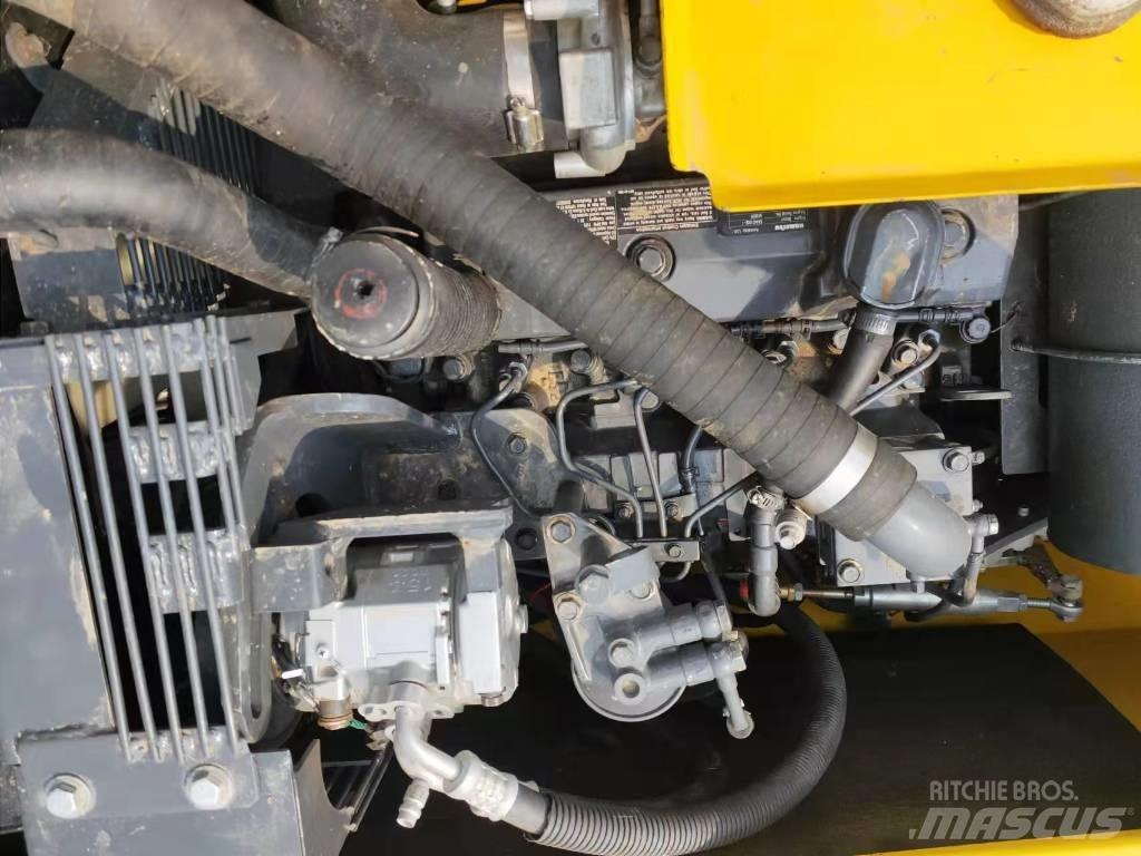 Komatsu PC 130 LC Bageri gusjeničari