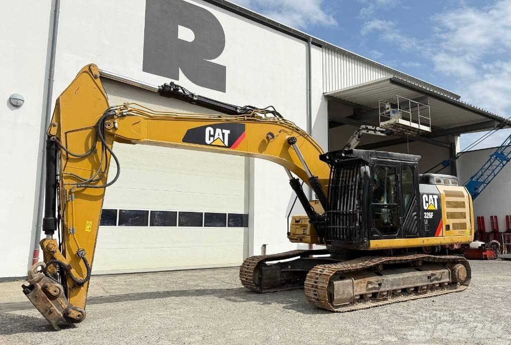 CAT 326F LN Bageri gusjeničari