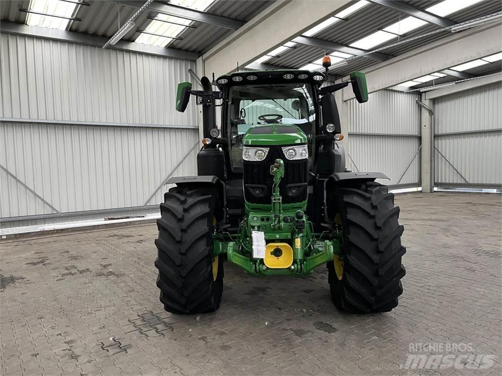 John Deere 6R 250 Traktori