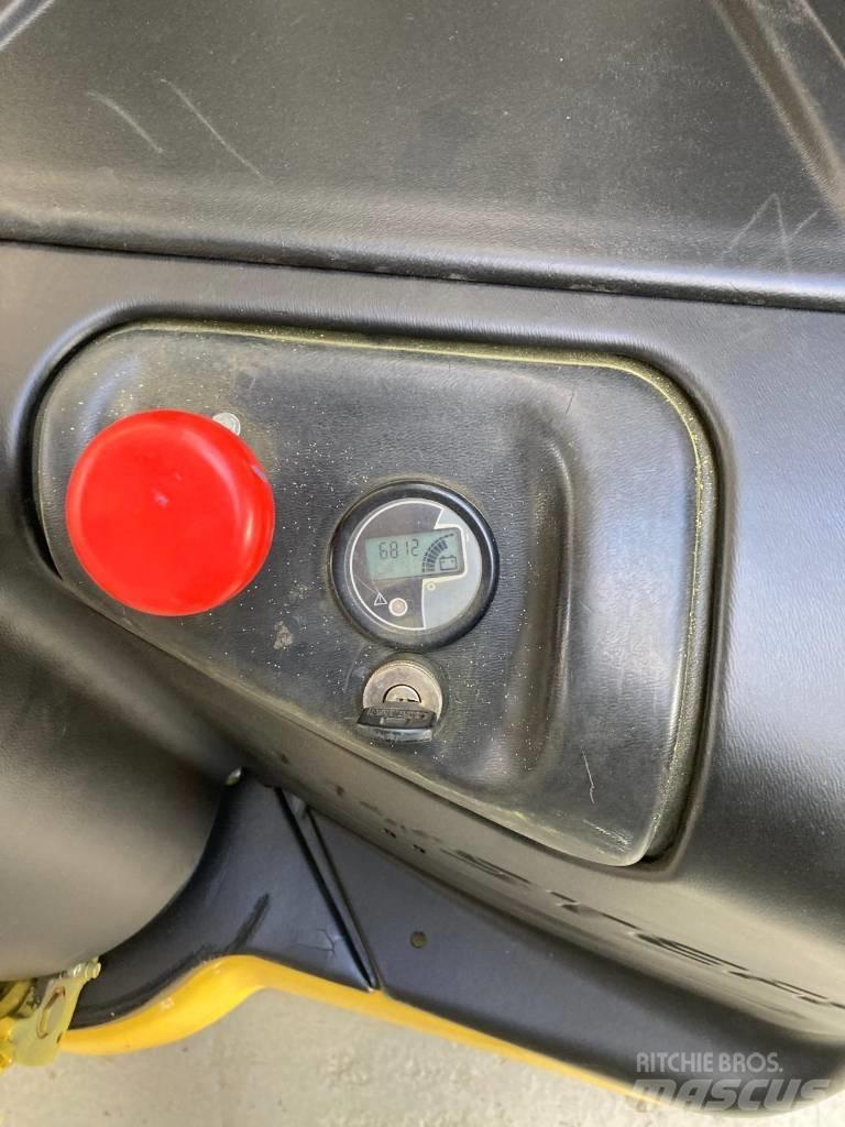 Hyster S 1.6 Ručni električni viličar