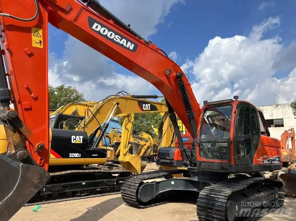 Doosan DX225-9C Bageri gusjeničari