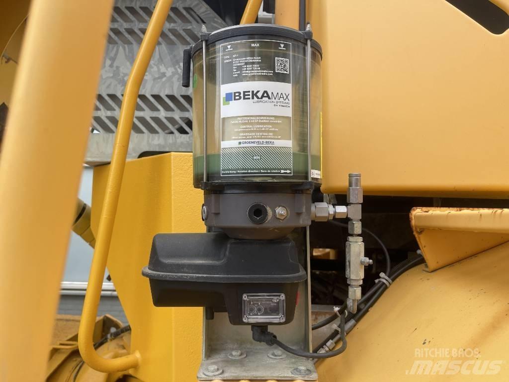 Volvo A 35 D    2005   CE Zglobni demperi