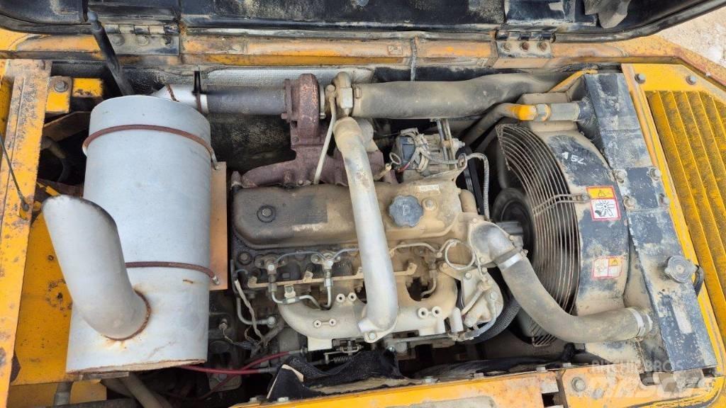 JCB JS 130 W Bageri na kotačima