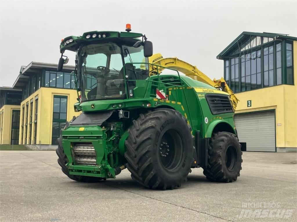 John Deere 9800i Strojevi za krmu na vlastiti pogon