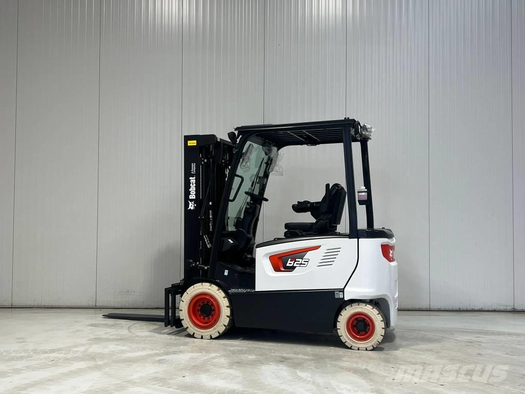 Bobcat B25X-7 PLUS Električni viličari