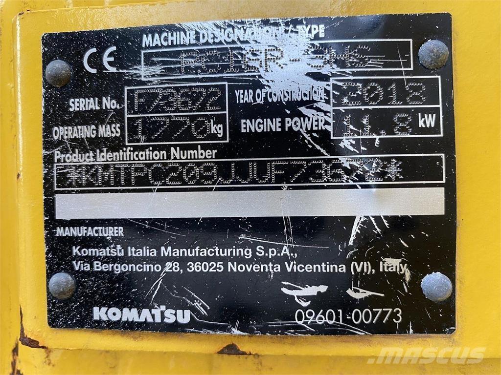 Komatsu PC16 Bageri na kotačima