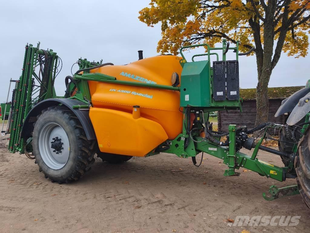 Amazone UX 4200 Vučene prskalice