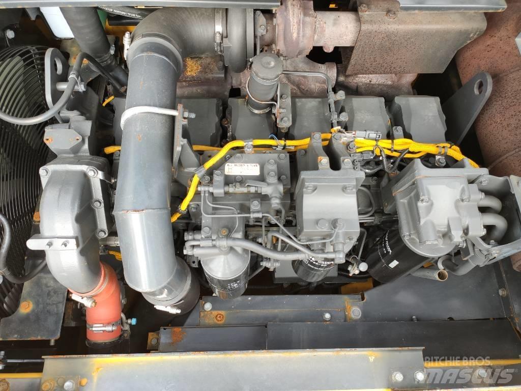 Komatsu PC450-8 Bageri gusjeničari