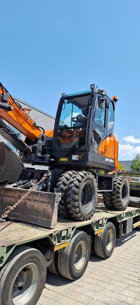Doosan DX 100 W-7 Bageri na kotačima