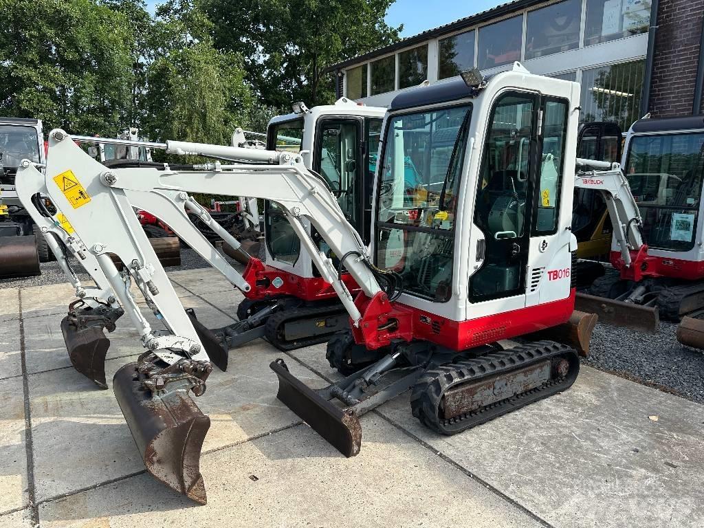 Takeuchi TB 016 R Mini bageri <7t