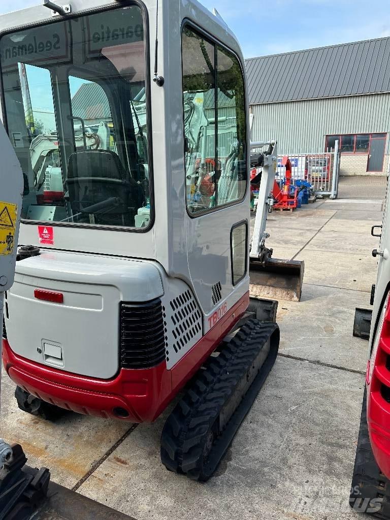 Takeuchi TB 016 R Mini bageri <7t
