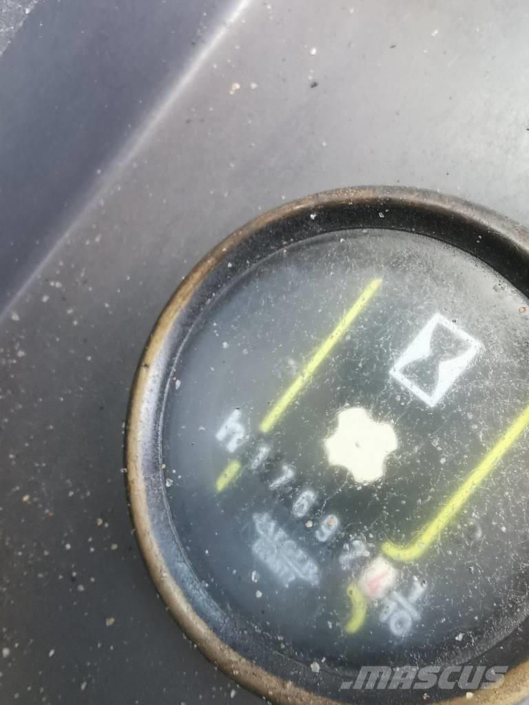 CASE WX 150 Bageri na kotačima