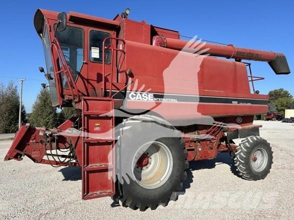 Case IH 1480 Kombajni