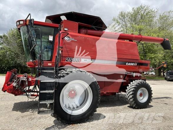 Case IH 2588 Kombajni