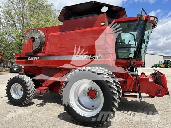 Case IH 2588 Kombajni
