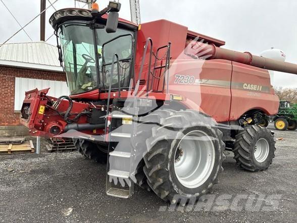 Case IH 7230 Kombajni