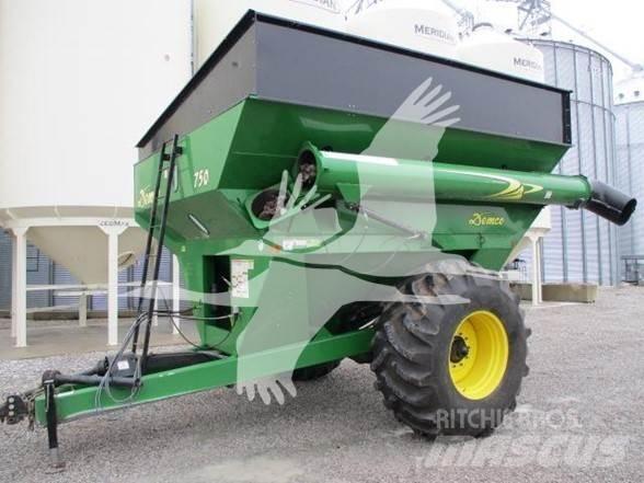 Demco 750 Prikolice za zrno