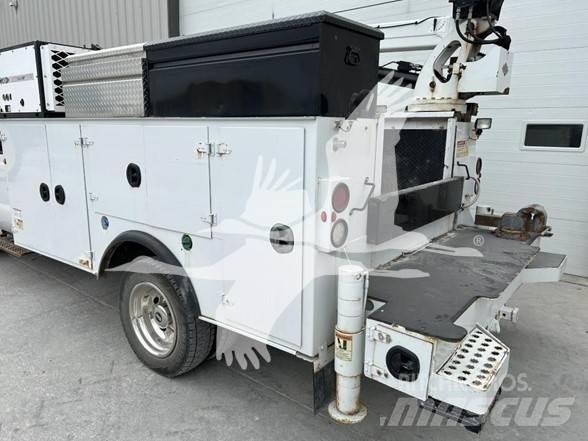 Ford F550 Građevinarstvo – ostalo