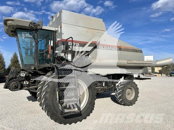 Gleaner R72 Kombajni