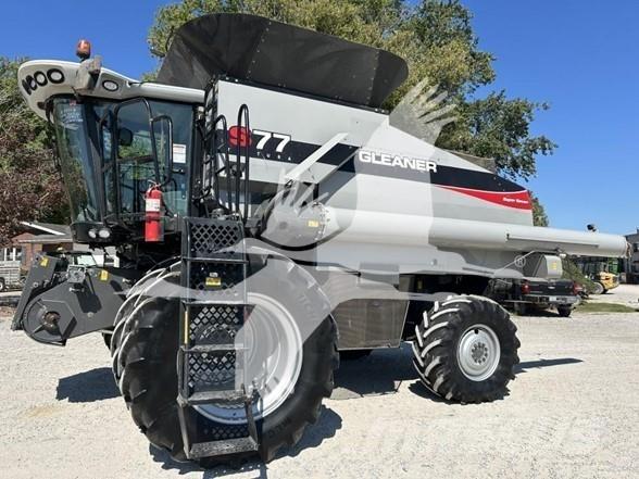 Gleaner S77 Kombajni
