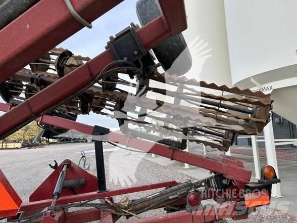 J&M TF212 Drugi strojevi i priključci za obradu zemlje