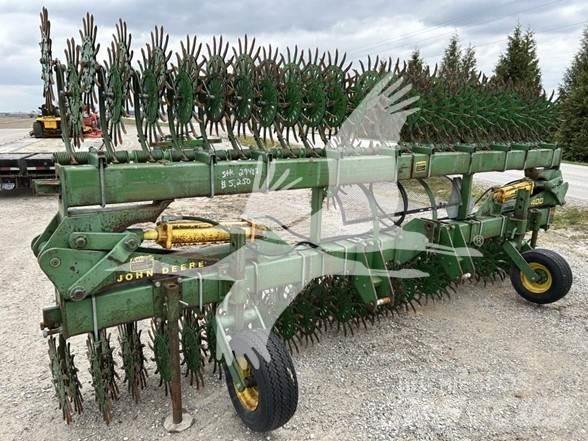 John Deere 400 Drugi strojevi i priključci za obradu zemlje
