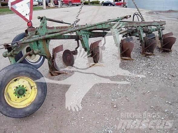 John Deere 514 Plugovi okretači