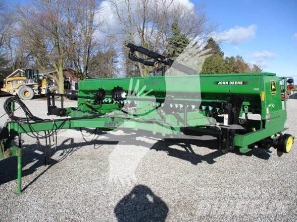 John Deere 750 Sijačice