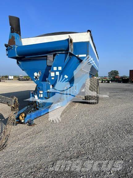 Kinze 840 Prikolice za zrno