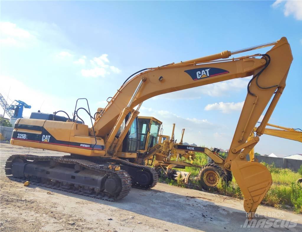 CAT 325B Bageri gusjeničari