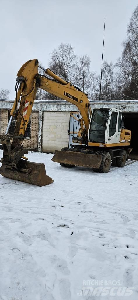 Liebherr A 900 C Bageri na kotačima