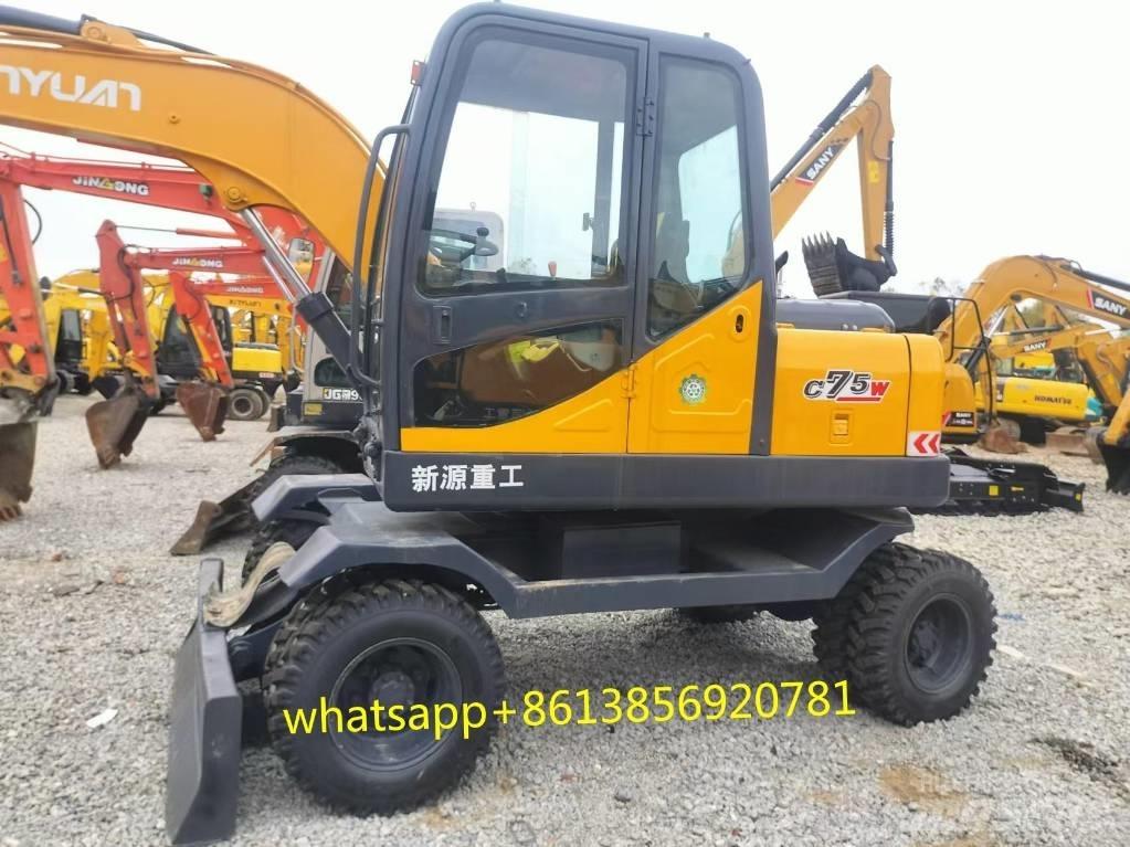 Xinyuan XYB75-9 Bageri na kotačima